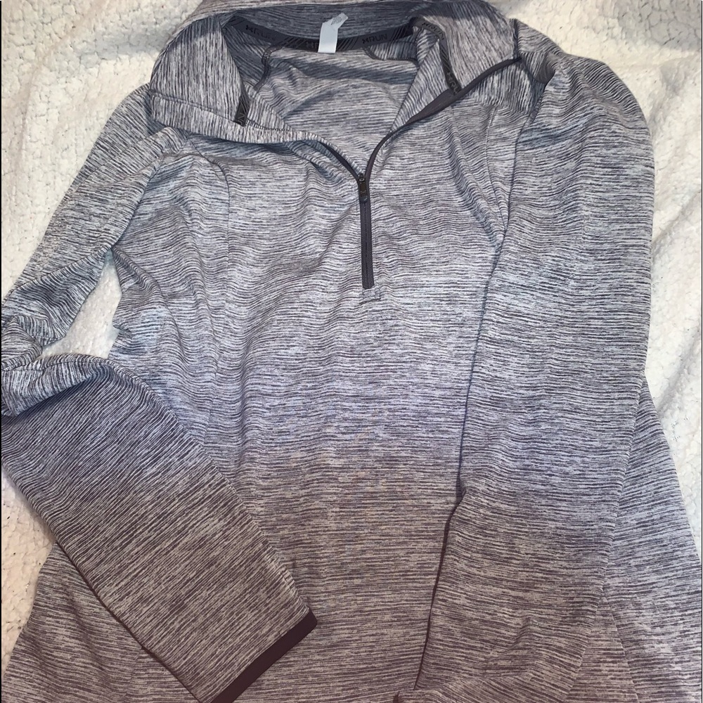 Under Armour pull over